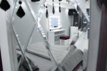 Фотографии Апартаменты Apartaments on prospekt Mira 35 (the 95th kvartal, Ploshcha Horkoho) г. Кривой Рог (Украина) №2 Фото Апартаменты Apartaments on prospekt Mira 35 (the 95th kvartal, Ploshcha Horkoho) г. Кривой Рог 2