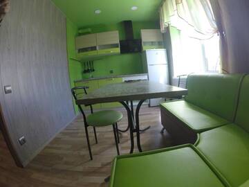 Фото номера Апартаменты с балконом Апартаменты Apartmens on Khabarovskaya г. Кривой Рог 9