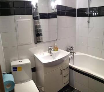 Фото номера Апартаменты с 2 спальнями Апартаменты KR Apartments on Mystetsʹka 3 г. Кривой Рог 10