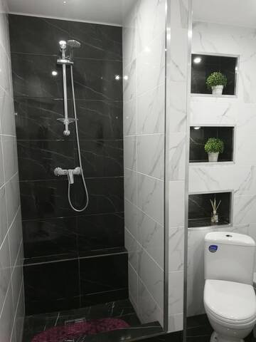 Фото номера Апартаменты с 1 спальней Апартаменты Apartaments on prospekt Mira 35 (the 95th kvartal, Ploshcha Horkoho) г. Кривой Рог 18