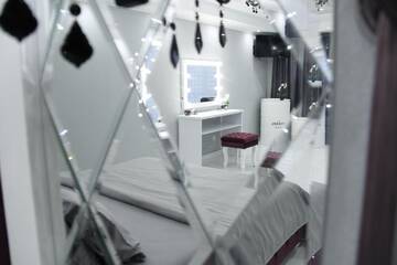 Фото номера Апартаменты с 1 спальней Апартаменты Apartaments on prospekt Mira 35 (the 95th kvartal, Ploshcha Horkoho) г. Кривой Рог 23