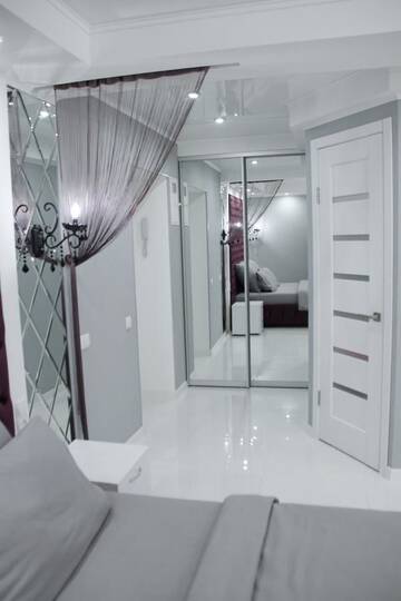 Фото номера Апартаменты с 1 спальней Апартаменты Apartaments on prospekt Mira 35 (the 95th kvartal, Ploshcha Horkoho) г. Кривой Рог 10