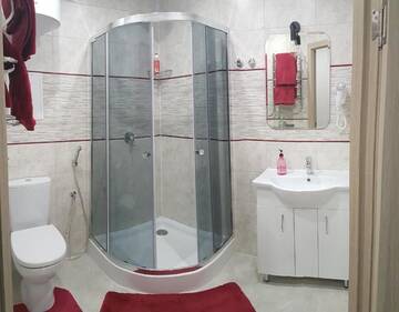 Фото номера Апартаменты с 1 спальней Апартаменты LOFT studio Apartment on Teslenkа street г. Кривой Рог 11